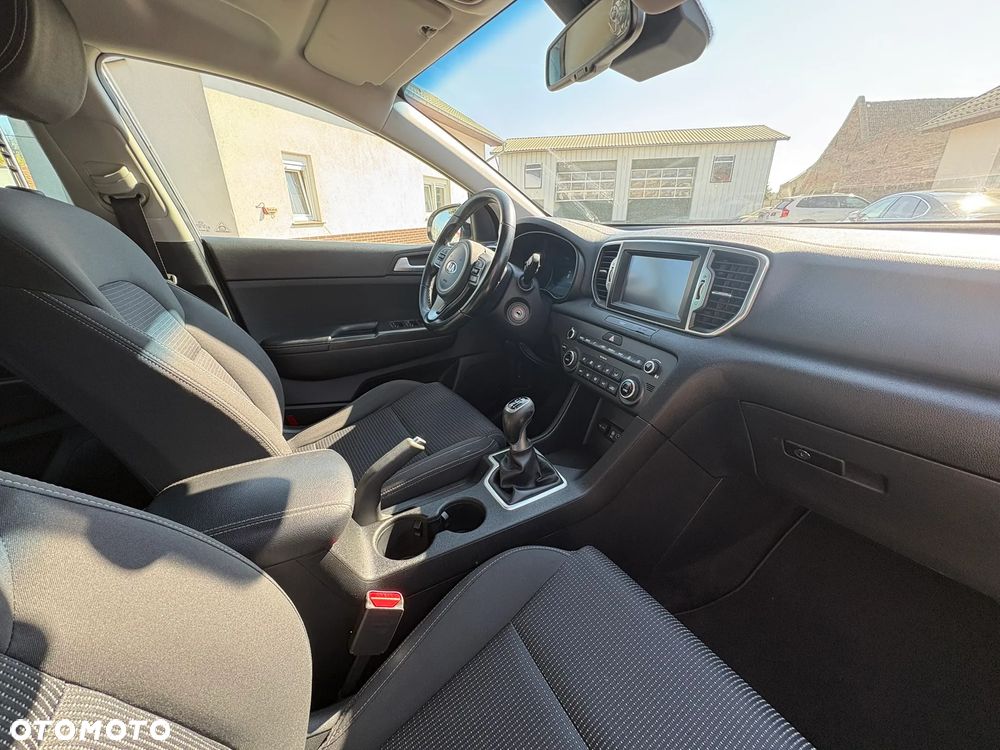 Kia Sportage - 16