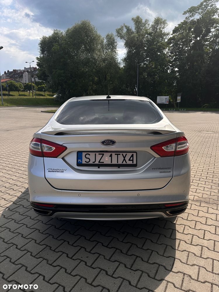 Ford Fusion - 6