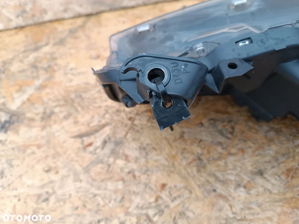 LAMPA PRZÓD PRZEDNIA PRAWA TOYOTA AURIS II LIFT SOCZEWKA LED 81110-02K30 - 7