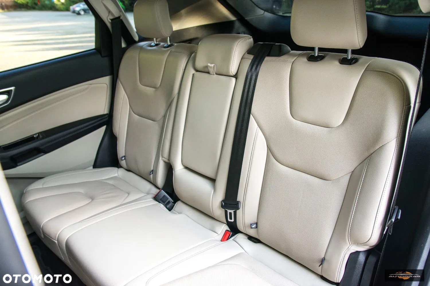 Ford Edge - 32