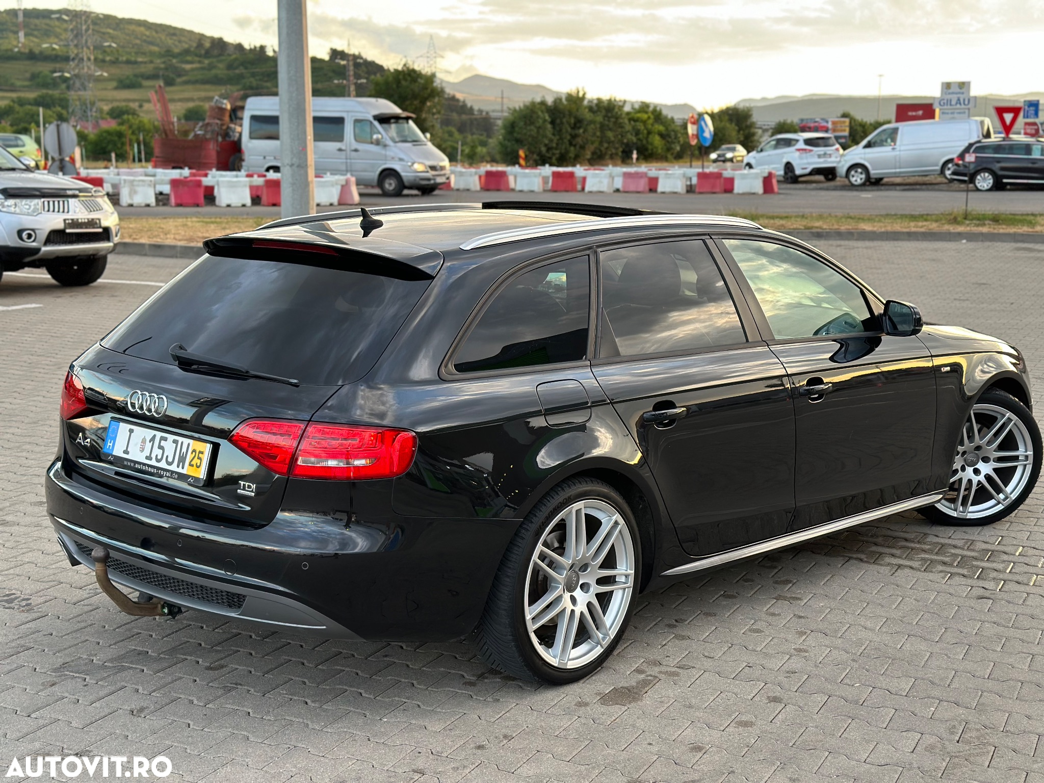 Audi A4 Avant 2.0 TDI DPF quattro S line Sportpaket (plus) - 4