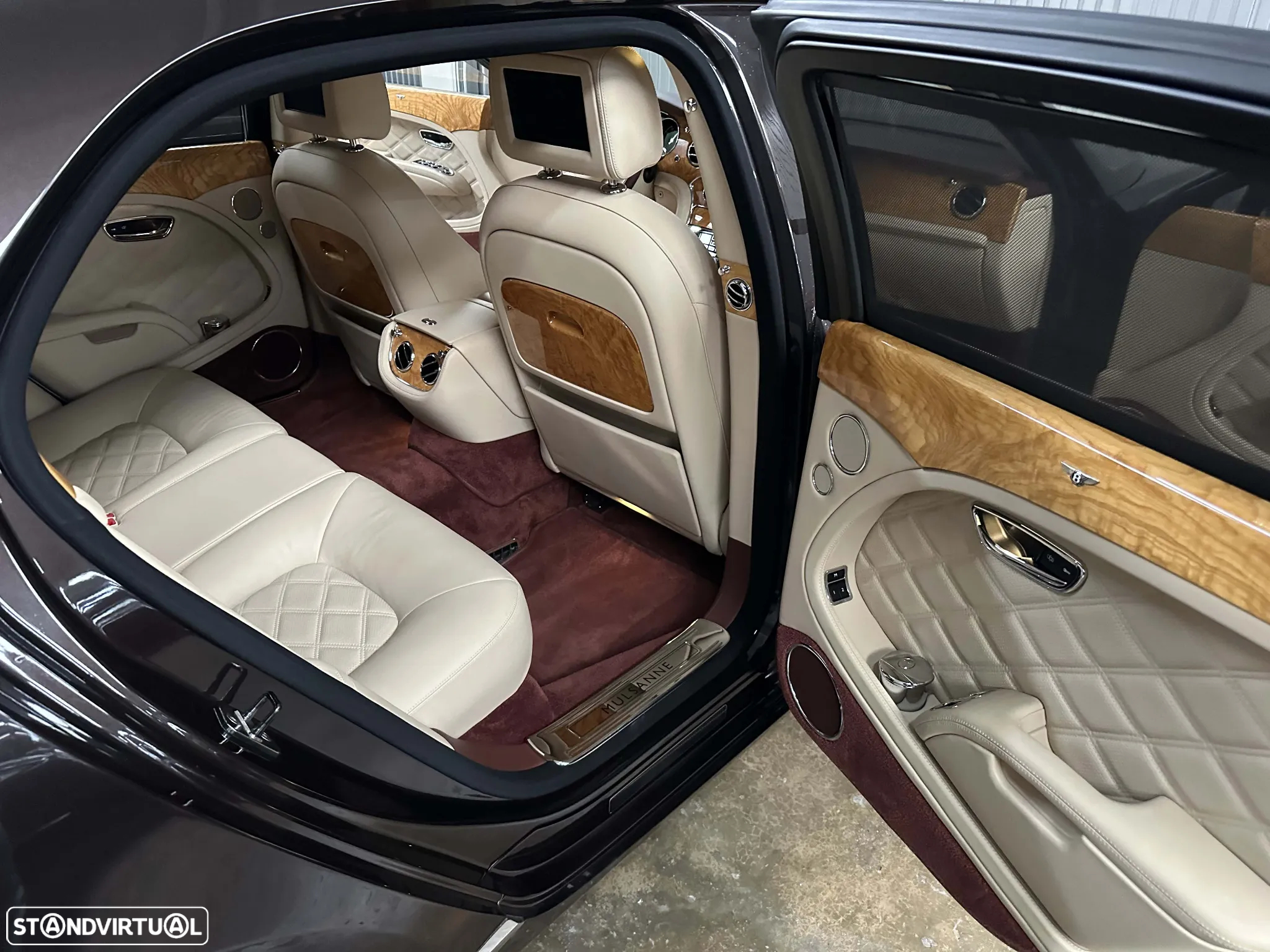 Bentley Mulsanne - 29