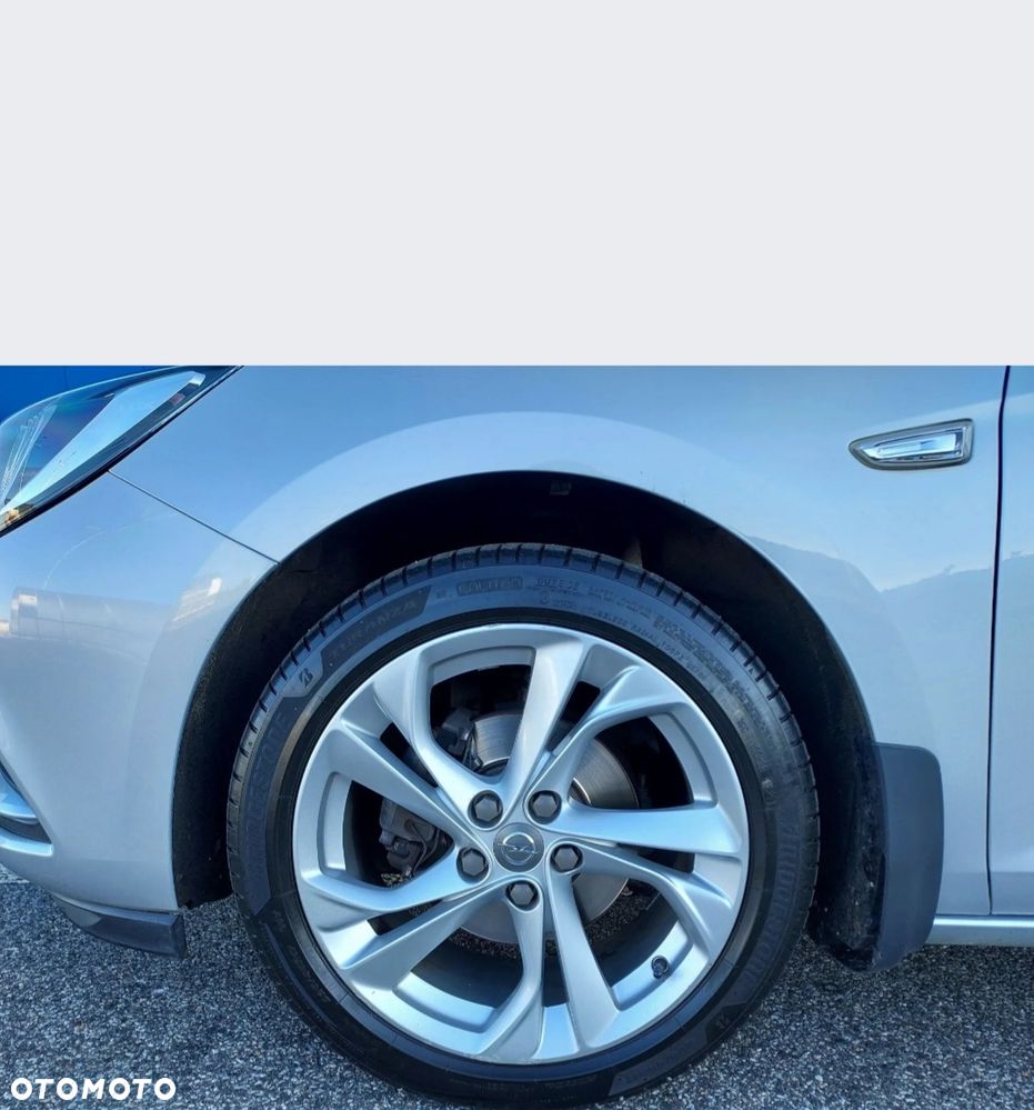 Opel Astra 1.4 T Dynamic - 9