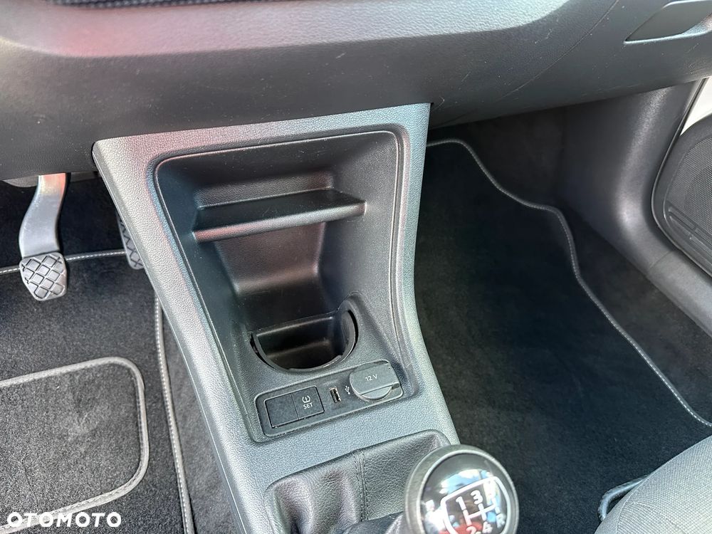 Volkswagen up! - 13