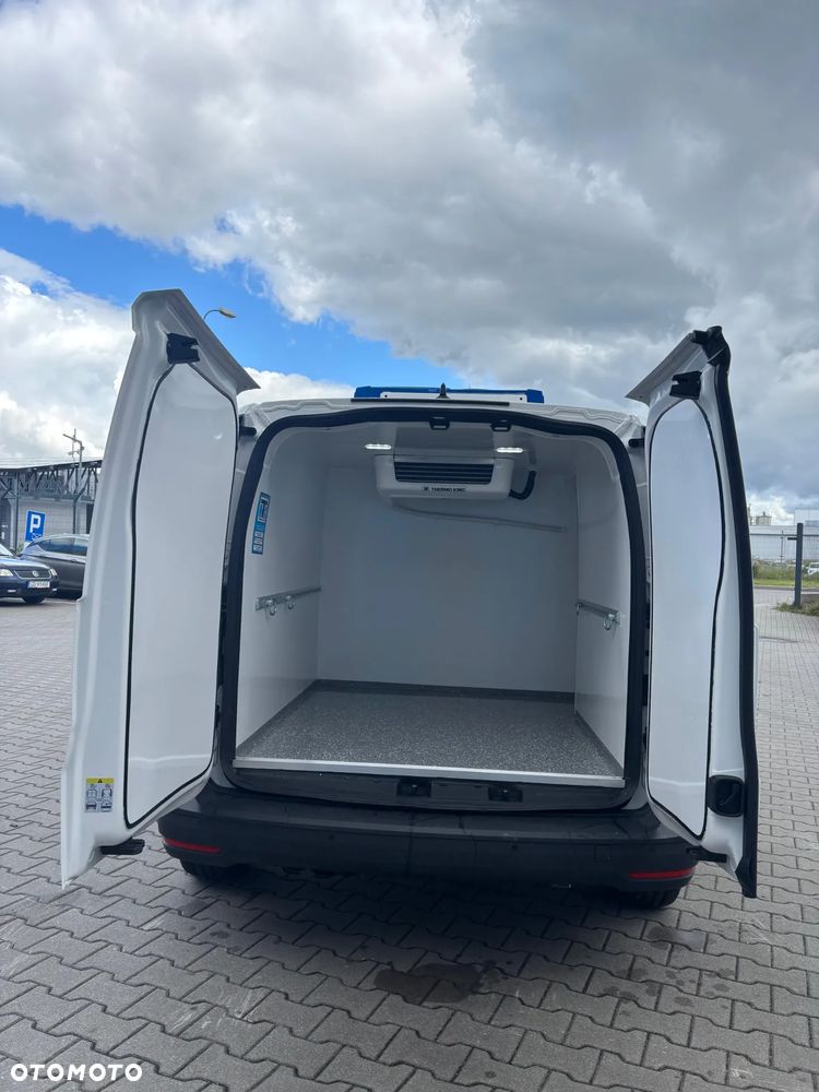 Volkswagen Caddy - 8