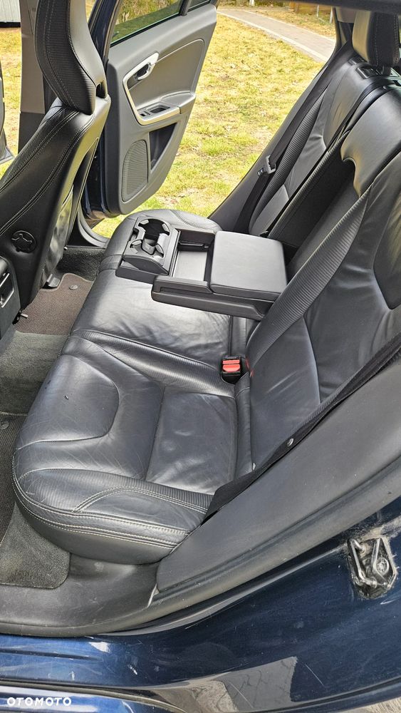 Volvo V60 - 16
