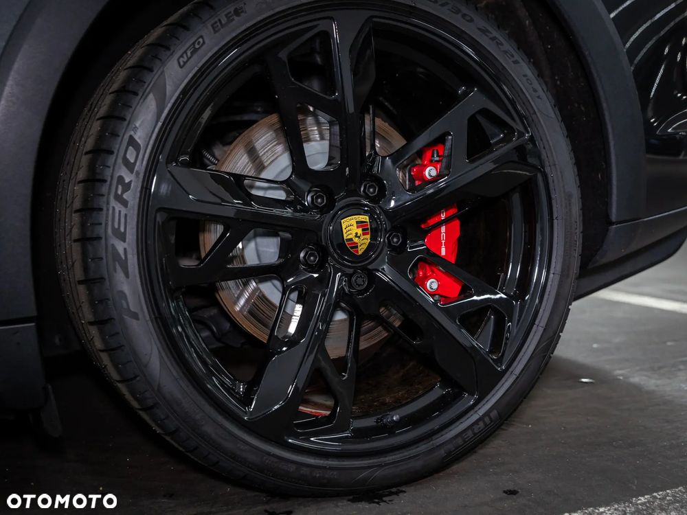 Porsche Taycan 4S - 6