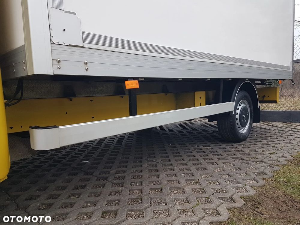 Renault MASTER KONTENER 8EP 4,21x2,23x2,22 KLIMA MANUAL KRAJOWY 6-BIEGÓW - 18