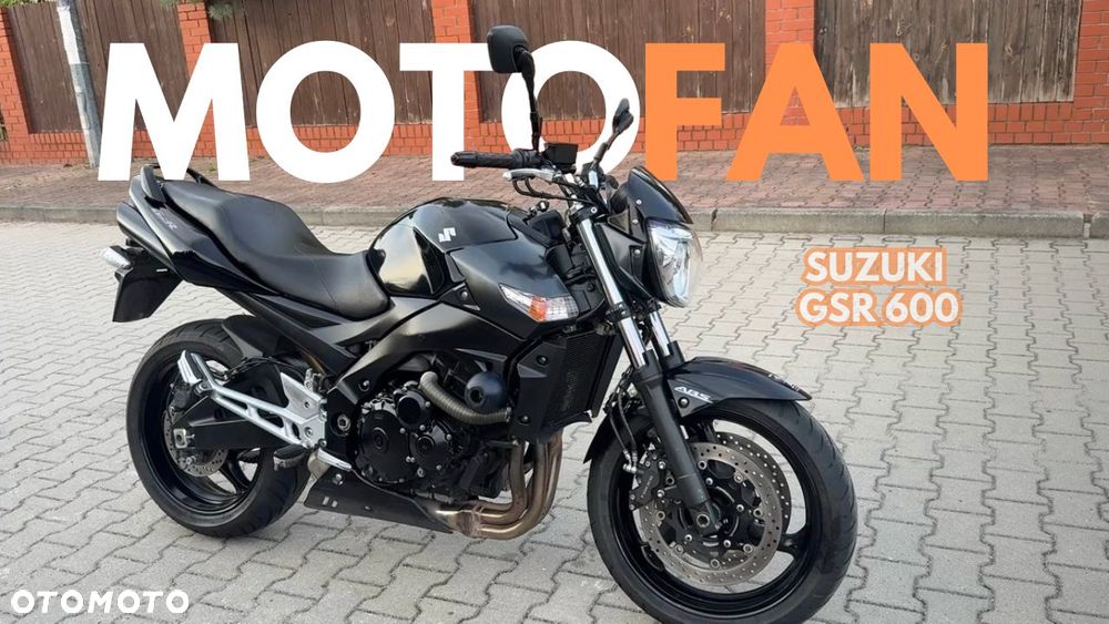 Suzuki GSR - 2