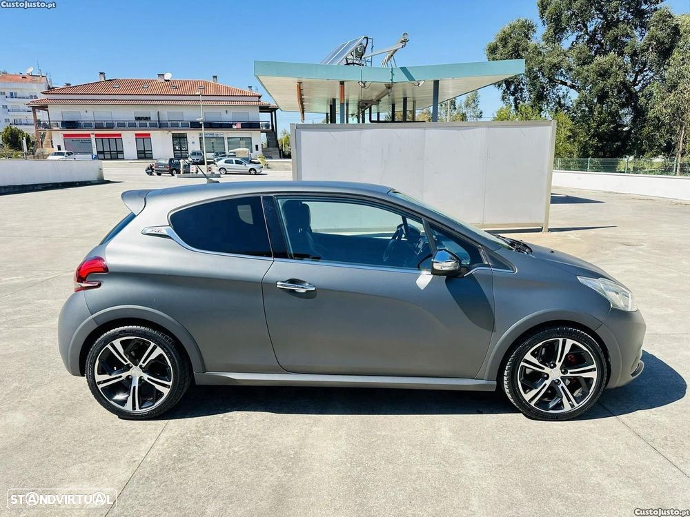 Peugeot 208 GTI e-THP STOP & START 30th - 25