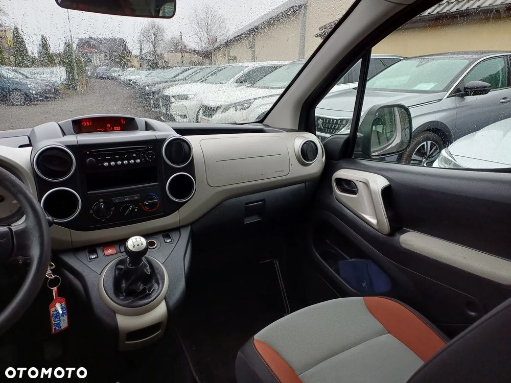 Peugeot Partner - 23