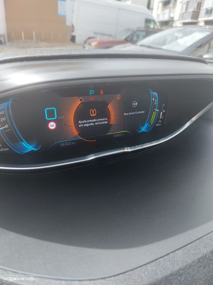 Peugeot 3008 - 8