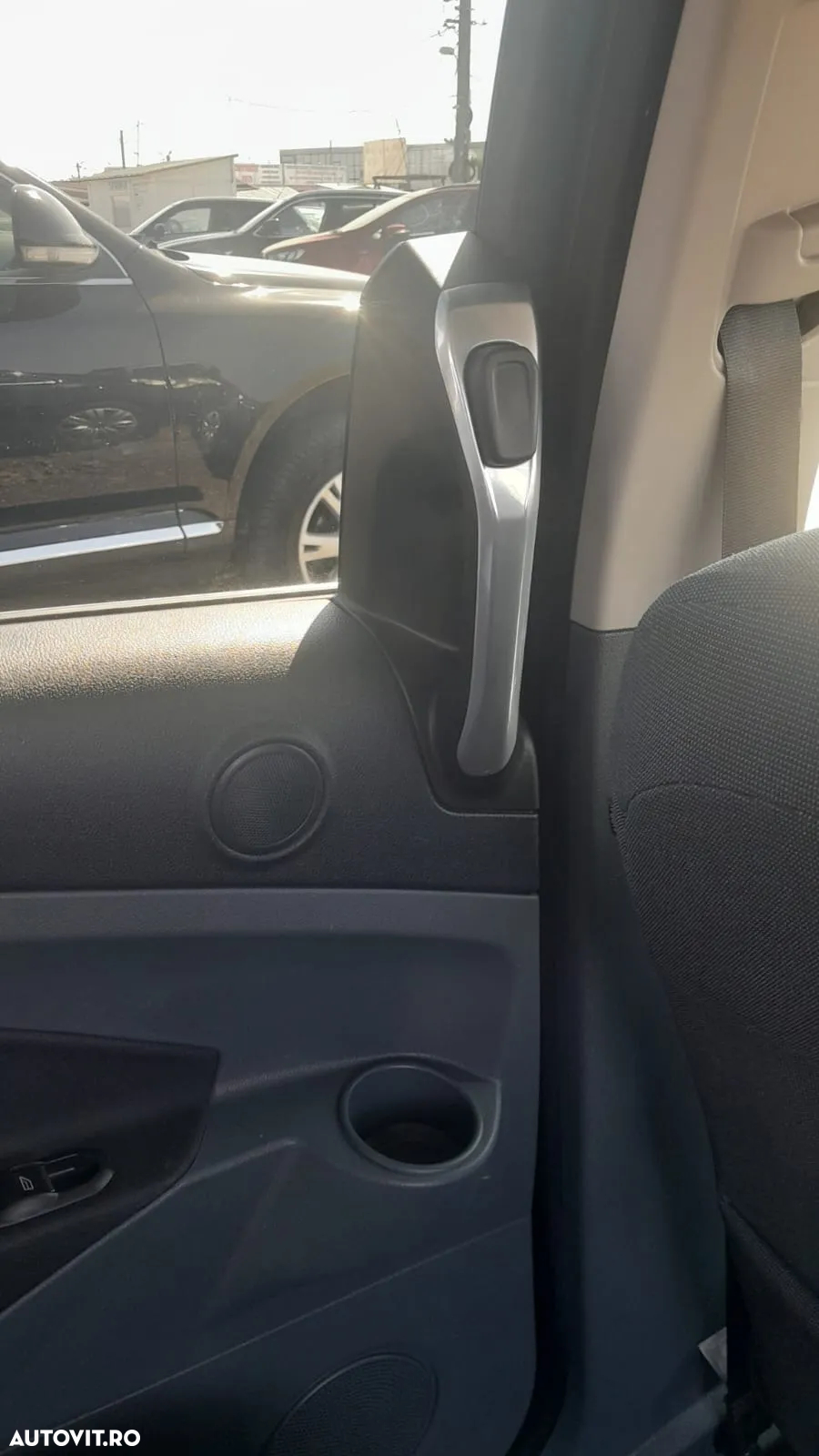 Ford Grand C-Max - 17