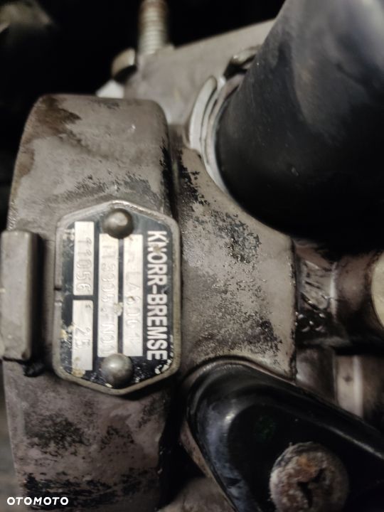 Podstawa osuszacz powietrza Renault Midlum Premium DCI - 3