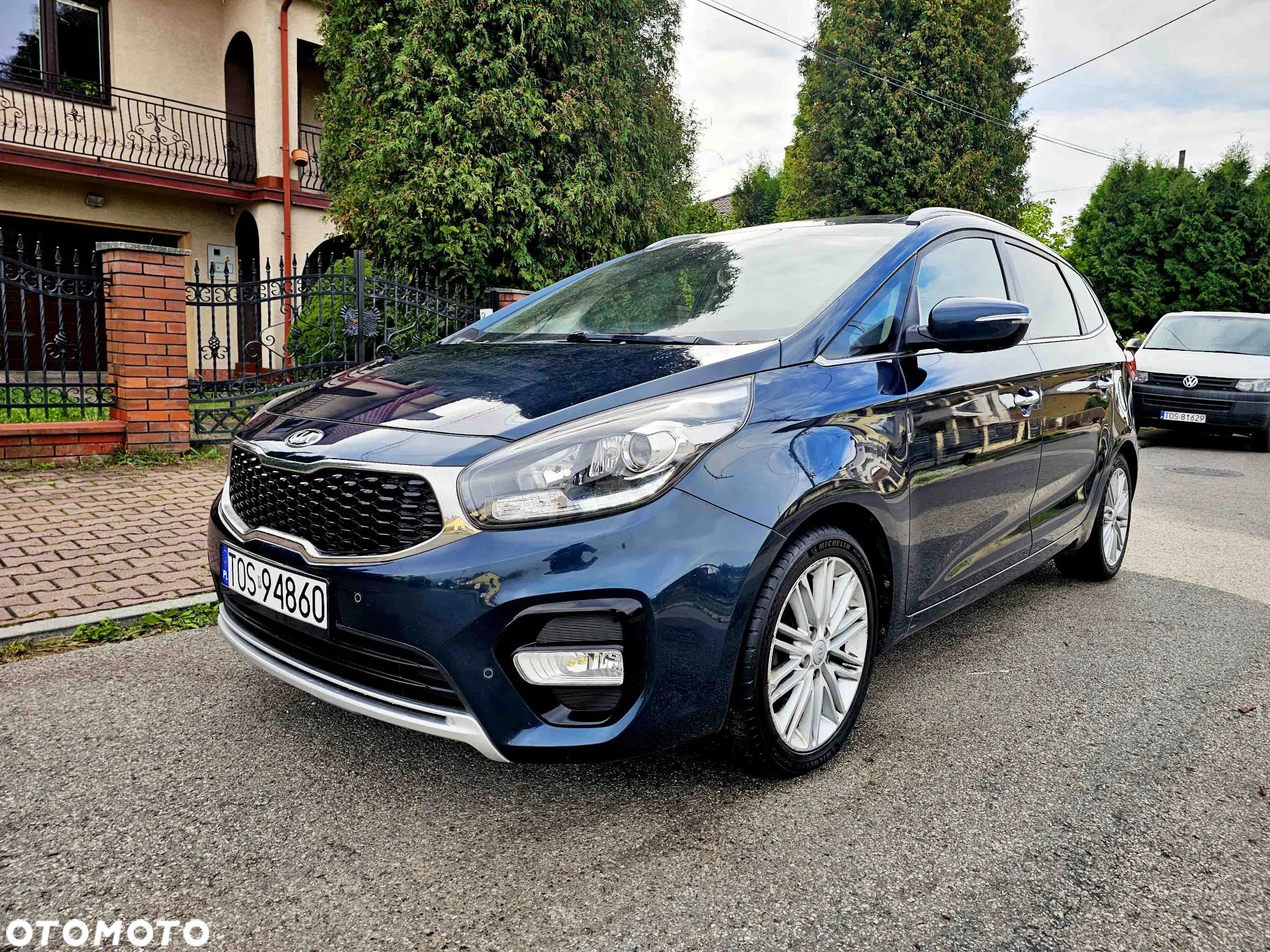Kia Carens 1.7 CRDi M 7os - 1