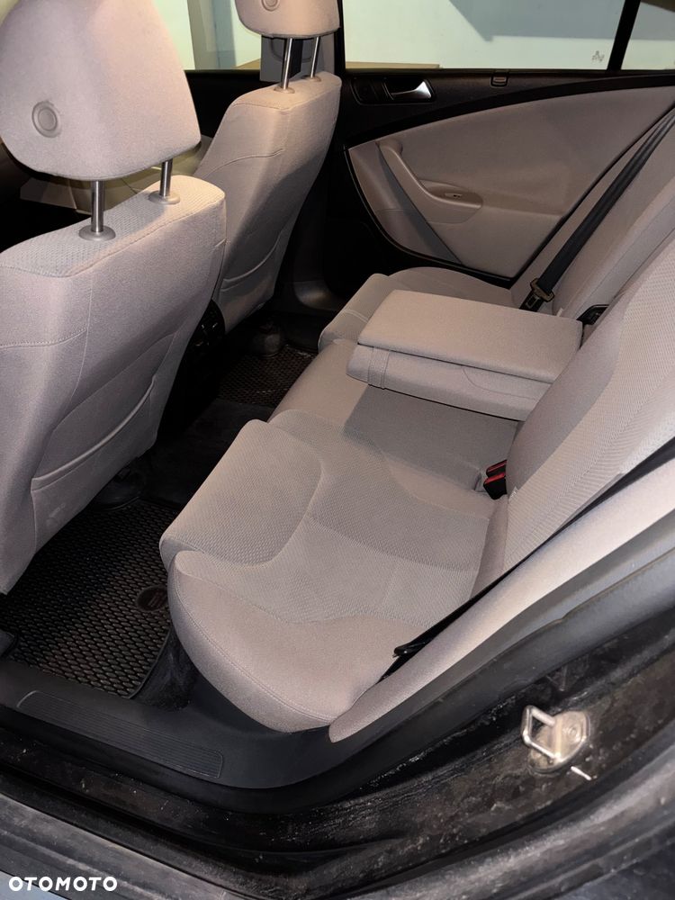 Volkswagen Passat 1.4 TSI Comfortline - 9