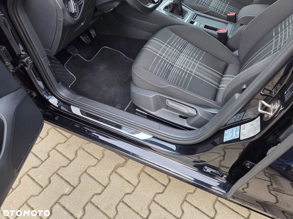 Volkswagen Golf 1.6 TDI BlueMotion Technology Lounge - 15