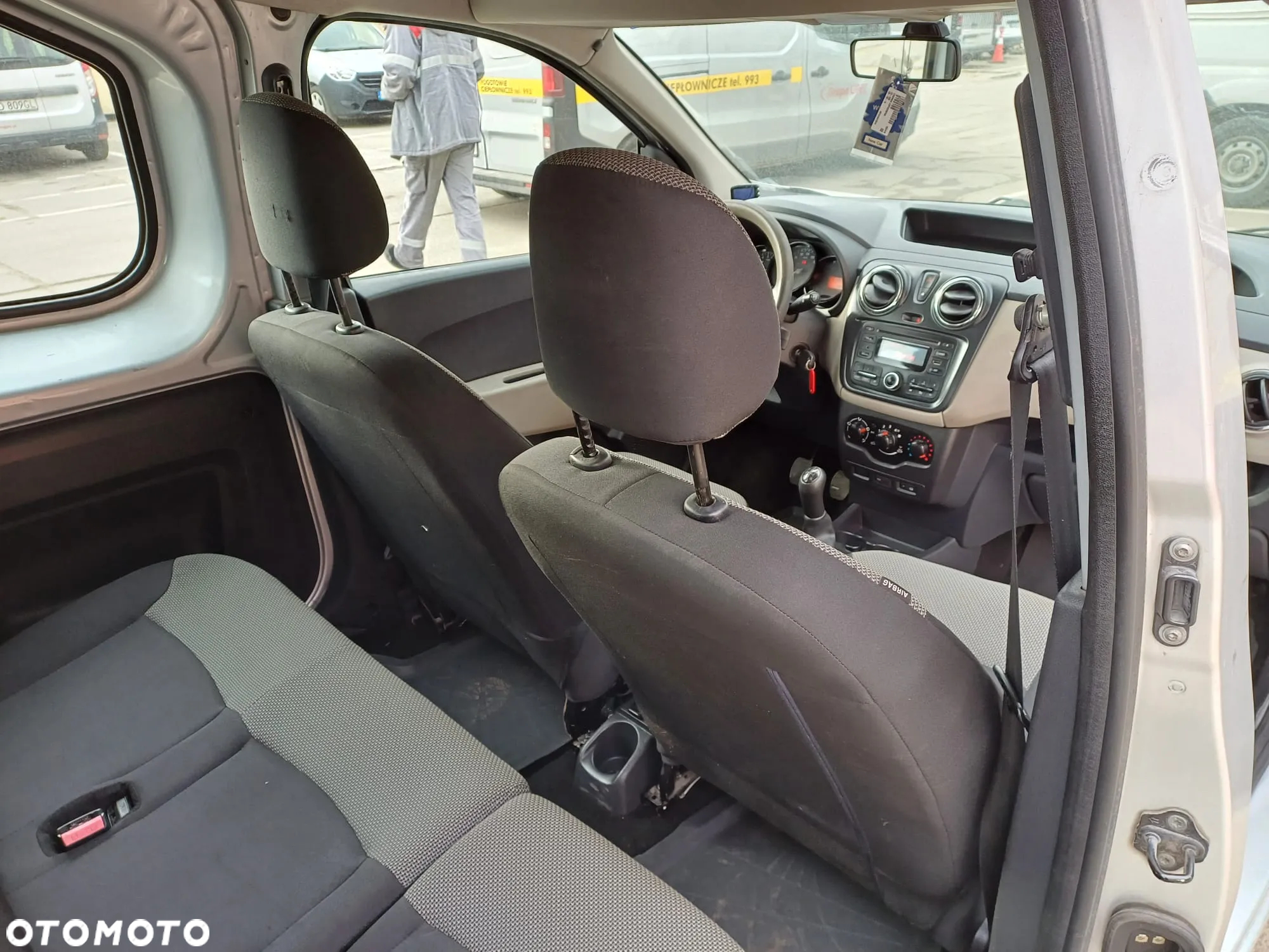 Dacia Dokker 1.6 Ambiance - 12
