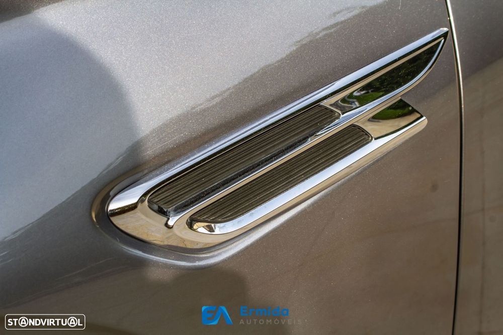 Bentley Flying Spur - 12