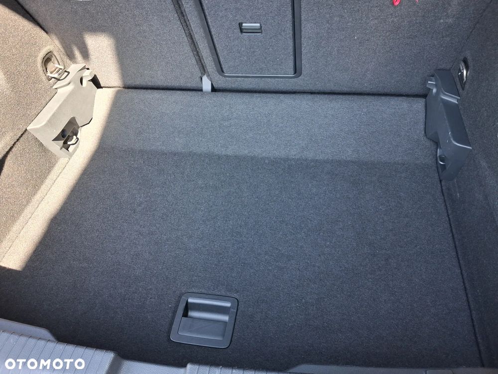 Volkswagen T-Roc 1.5 TSI R-Line Plus DSG - 9