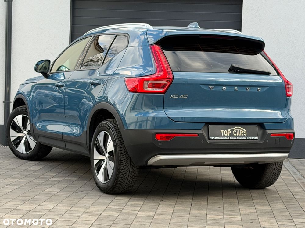 Volvo XC 40 B3 B DKG Plus Dark - 19