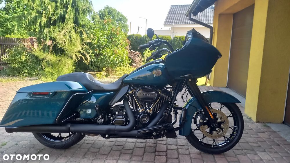 Harley-Davidson Touring Road Glide - 3