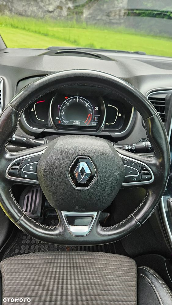 Renault Scenic 1.6 dCi Bose - 10