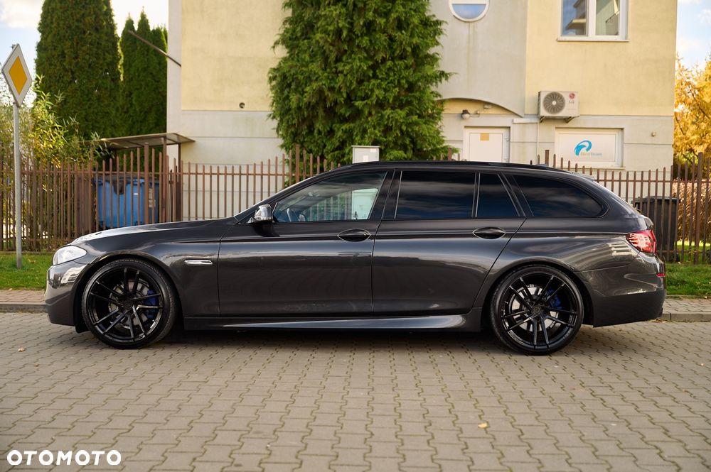 BMW Seria 5 520d Touring - 8