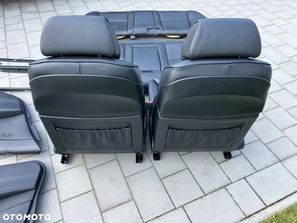 FOTELE KANAPA BOCZKI BMW E60 E61 TOURING KOMBI CZARNA SKÓRA WENTYLOWANA KOMFORT WENTYLE WENTYLOWANE KOMFORTY PRZED LIFT RARYTAS STAN PERFEKCYJNY!!! CZARNE ELEKTRYCZNE ROLETKI PRZECIWSŁONECZNE ROLETY DRZWI - 15