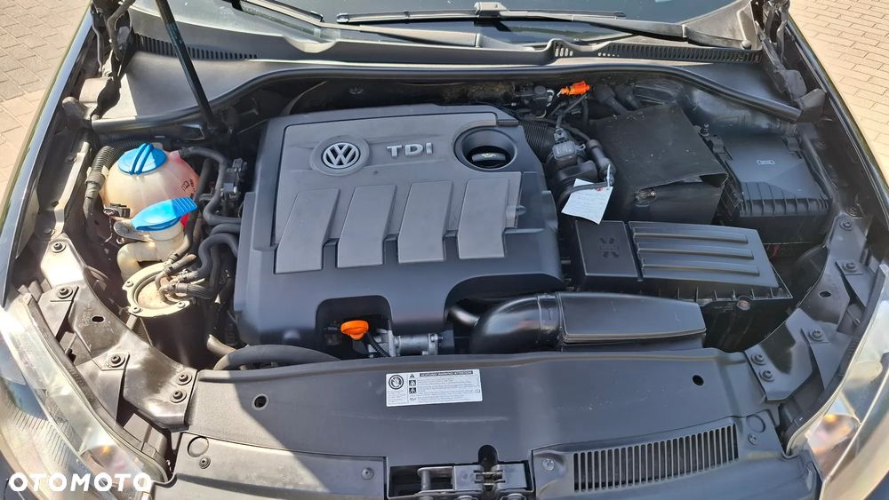 Volkswagen Golf 1.6 TDI Comfortline - 11