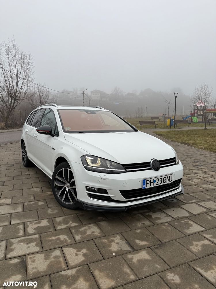 VOLKSWAGEN Golf 2015