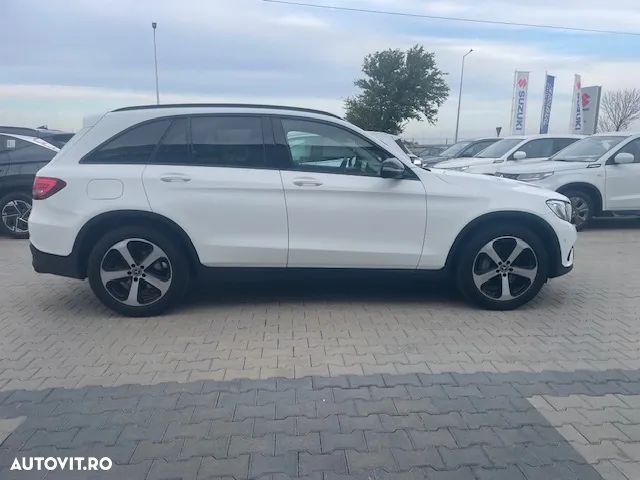 Mercedes-Benz GLC 250 4Matic 9G-TRONIC - 11