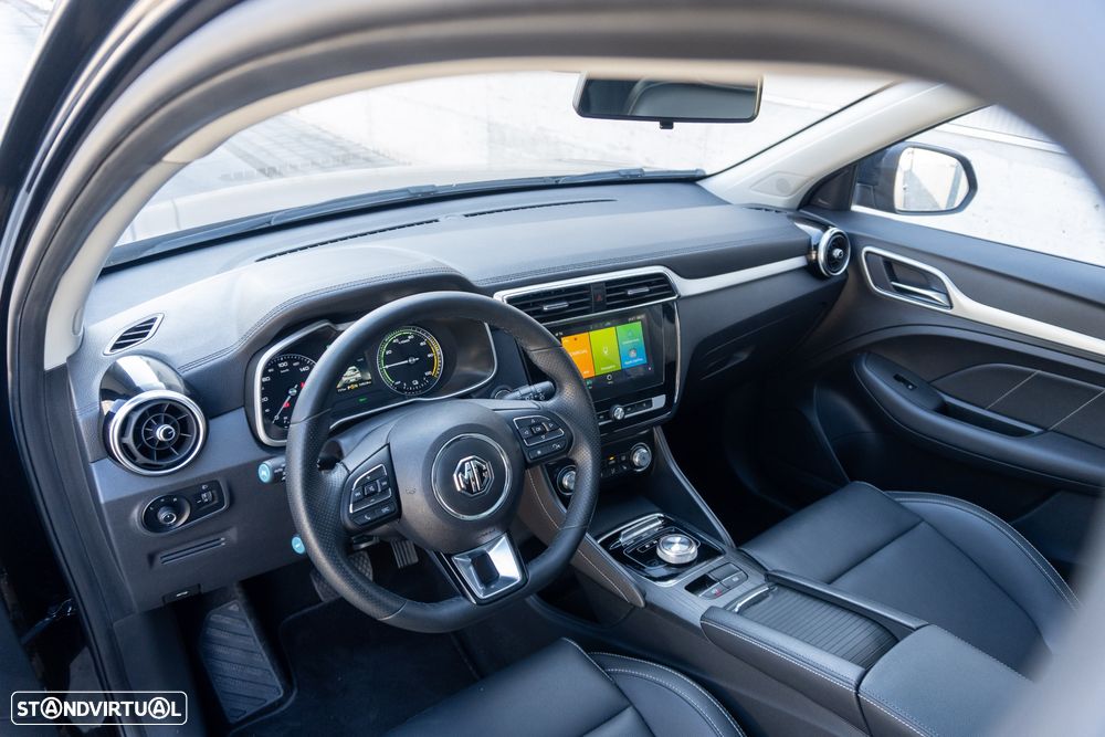 MG ZS Luxury - 12
