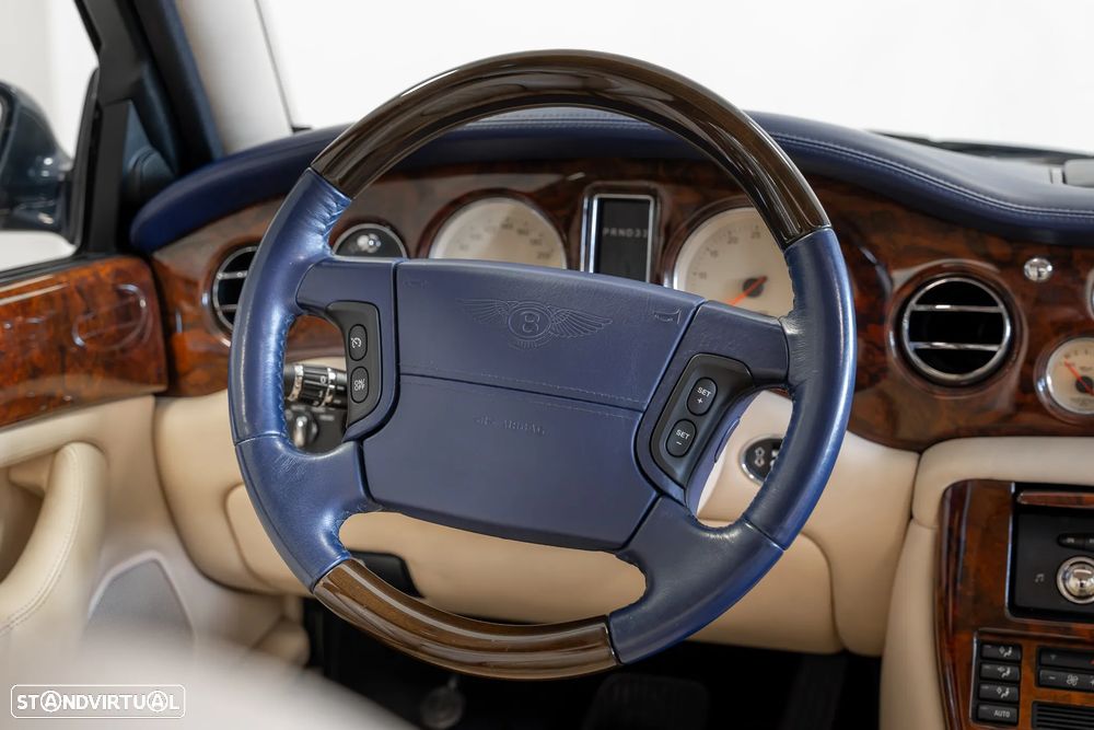 Bentley Arnage Red Label - 10