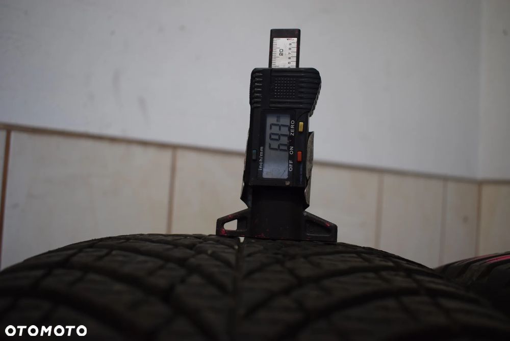 R17C 225/55 Goodyear Vector 4Seasons Cargo MO-V - 5