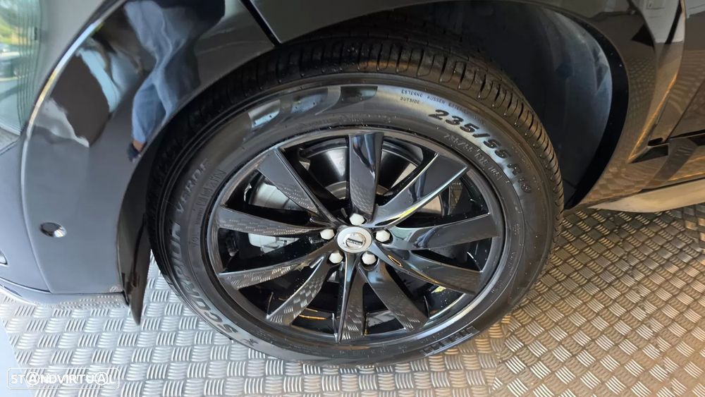 Volvo XC 90 2.0 D4 Momentum - 32
