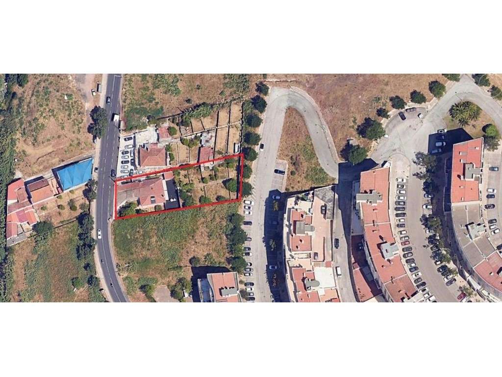 Propriedade urbana com 1.357 m² em Odivelas Potencial de desenvolvi... - Grande imagem: 2/9