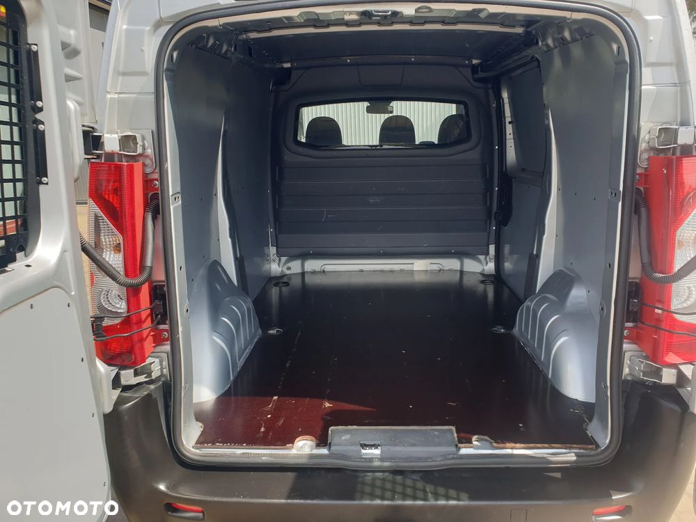 Peugeot Expert - 9