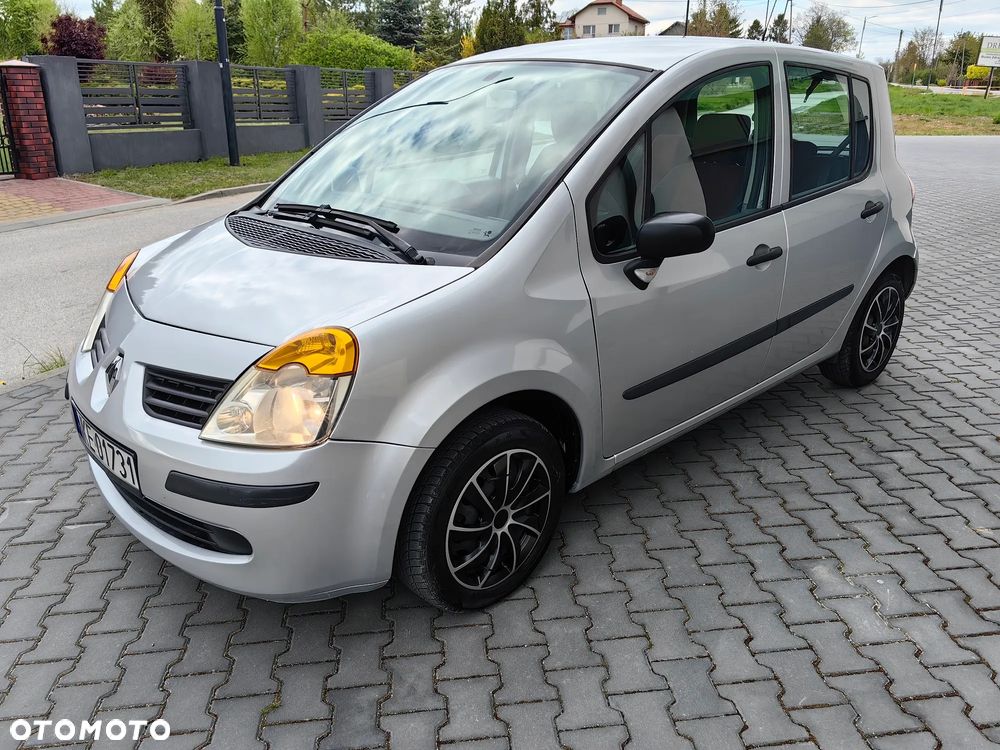 Renault Modus 1.4 16V Alize - 11