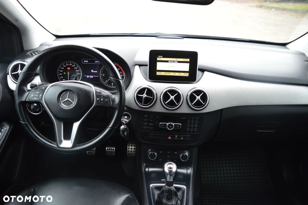 Mercedes-Benz Klasa B 180 CDI (BlueEFFICIENCY) - 19