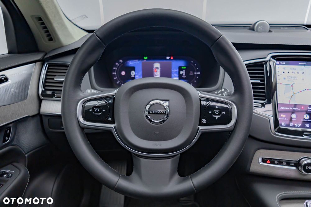 Volvo XC 90 - 16