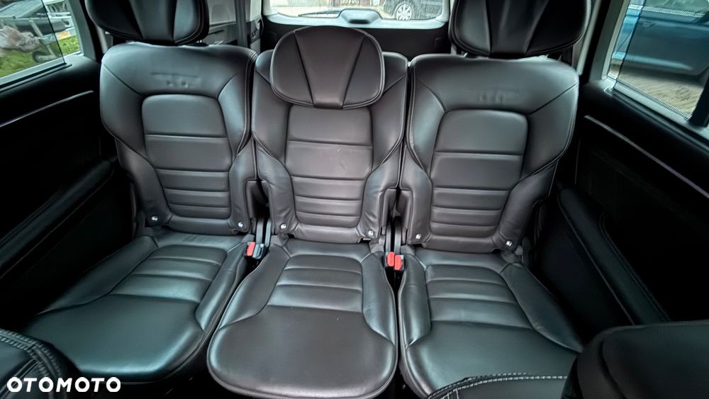Renault Espace 1.6 dCi Energy Initiale Paris EDC 7os - 18
