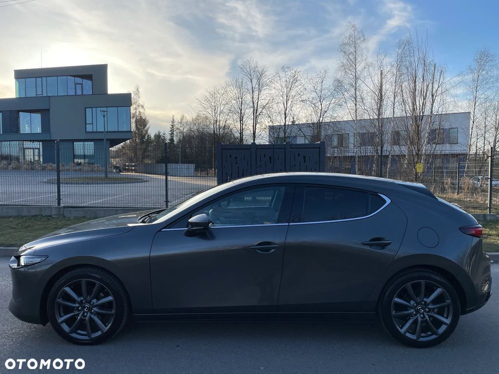 Mazda 3 2.0 mHEV AWD Hikari - 7