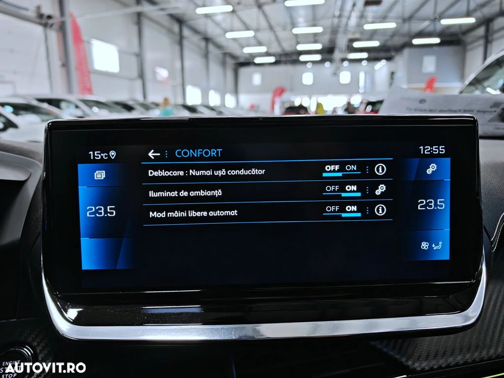 Peugeot 2008 PureTech 130 EAT8 GT - 14