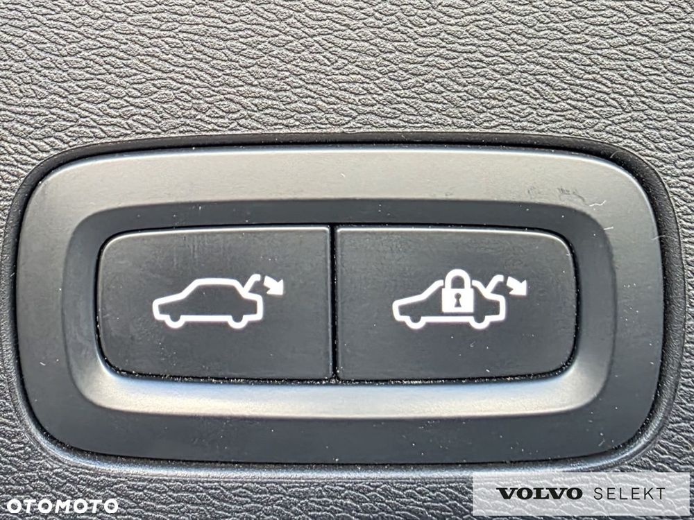 Volvo XC 60 - 18