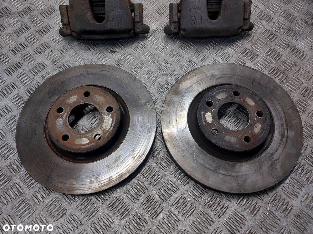 TARCZE HAMULCOWE PRZÓD + ZACISKI VOLVO V50 I 2.0 D - 2