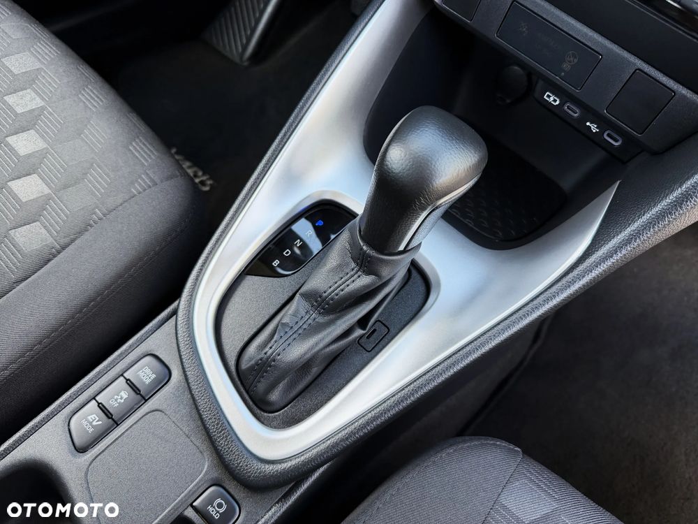 Toyota Yaris Hybrid 1.5 Comfort - 26