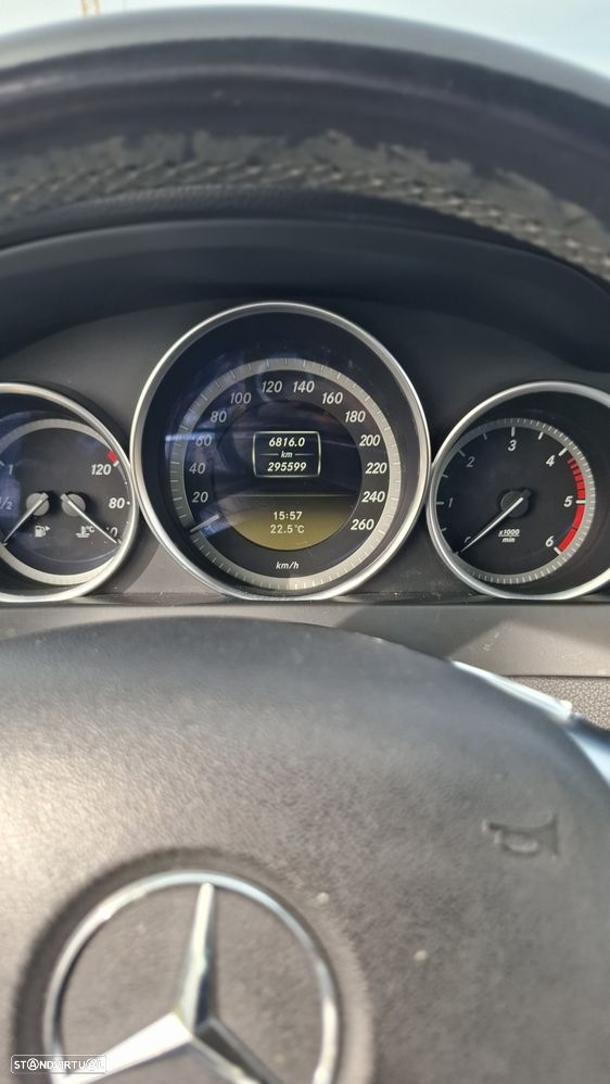Mercedes-Benz C 200 - 11