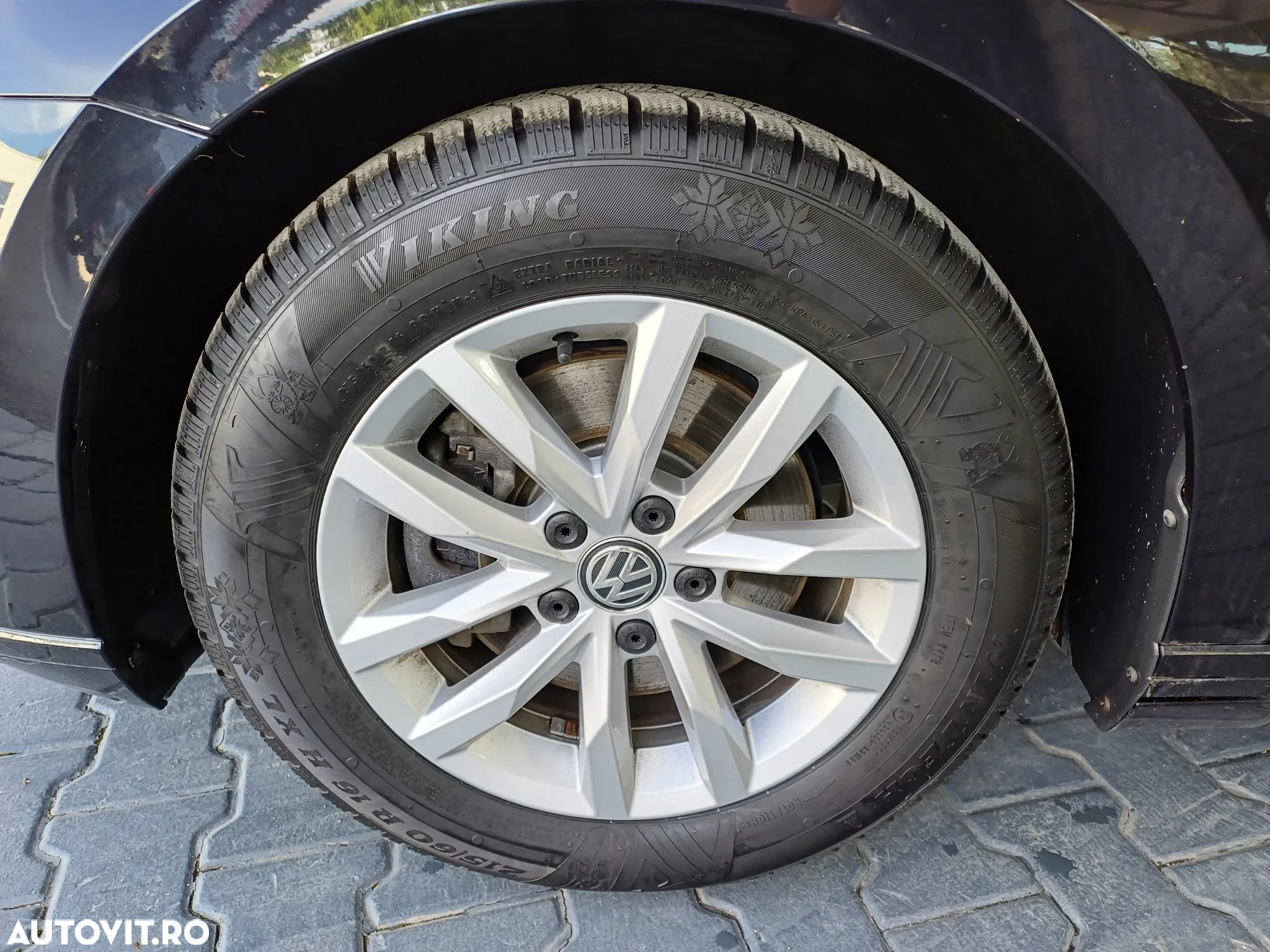 Volkswagen Passat 2.0 TDI DSG Comfortline - 4