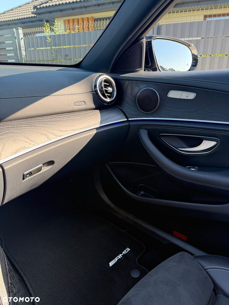 Mercedes-Benz Klasa E 220 d 9G-TRONIC - 15